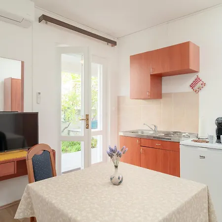 Casa Rossa 14 - Zf Hvar Apartmán
